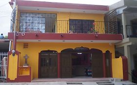 Hostal Las Cruces